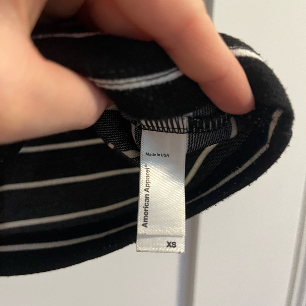 American Apparel crop tank - Picture 2 of 3